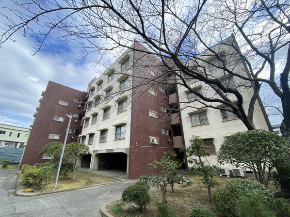 北河原マンション A棟の物件外観写真